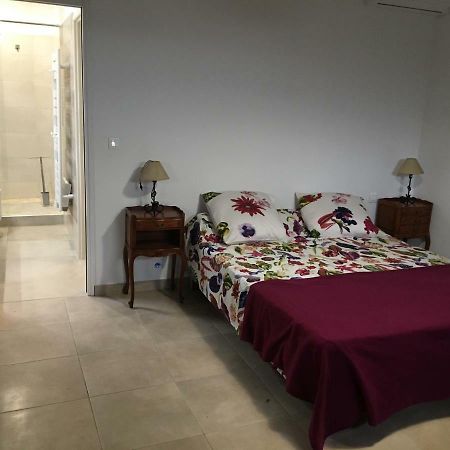 Appartamento Au domaine de Léa Hyères Esterno foto